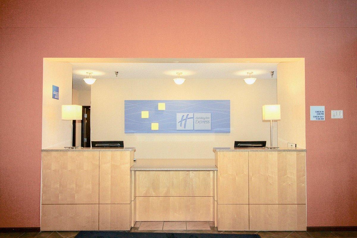 Spark By Hilton La Crosse Onalaska Exterior photo