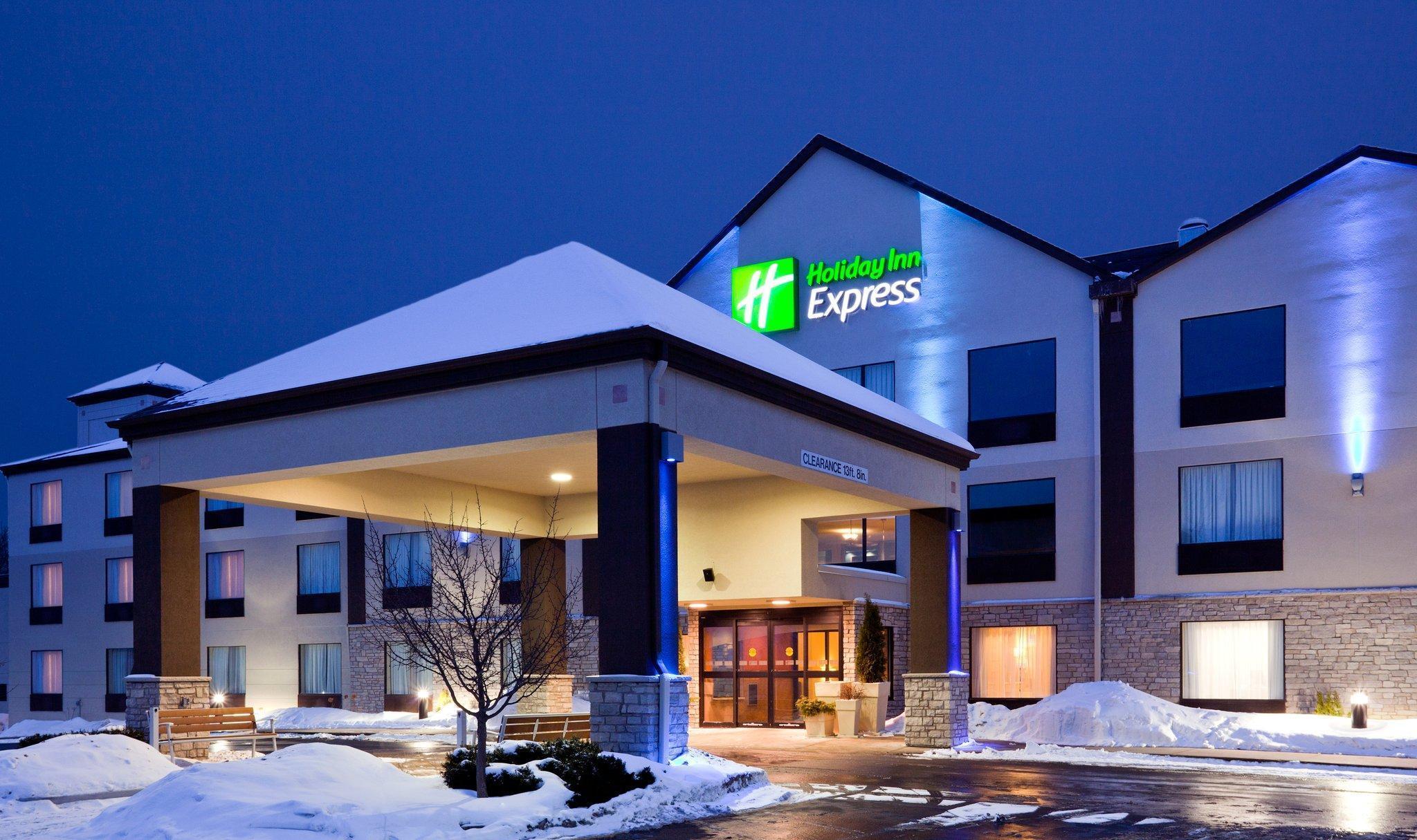 Spark By Hilton La Crosse Onalaska Exterior photo